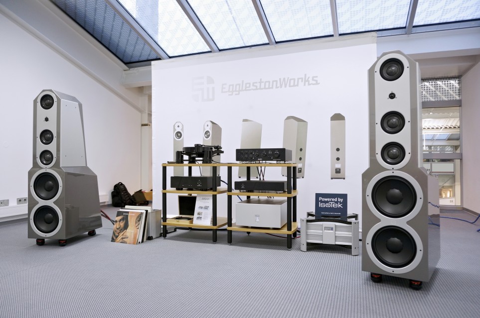 EgglestonWorks showed two systems in the room, including the main system featuring the Savoy Signature.